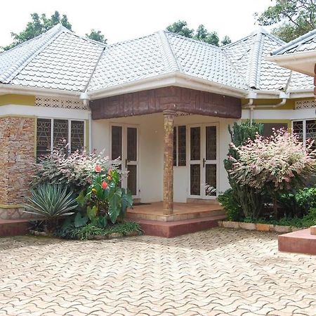 Prestige Resort Cottages Entebbe Kültér fotó