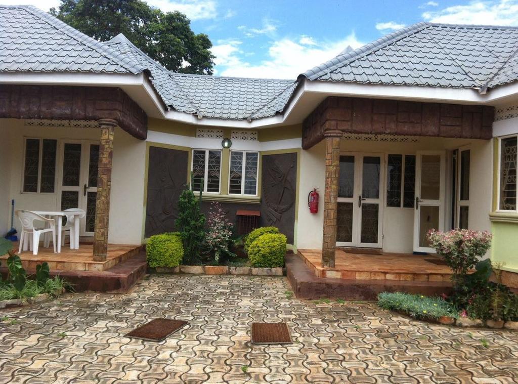 Prestige Resort Cottages Entebbe Kültér fotó