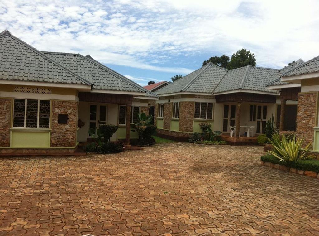 Prestige Resort Cottages Entebbe Kültér fotó