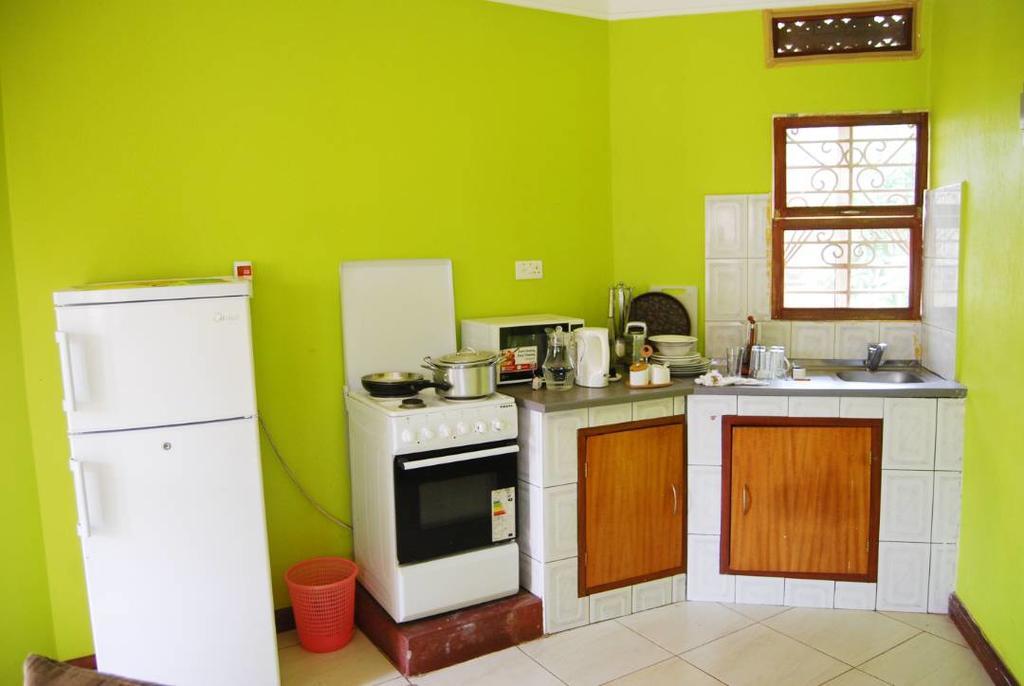 Prestige Resort Cottages Entebbe Kültér fotó