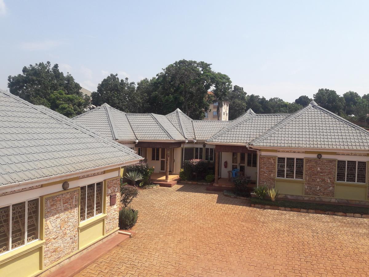 Prestige Resort Cottages Entebbe Kültér fotó